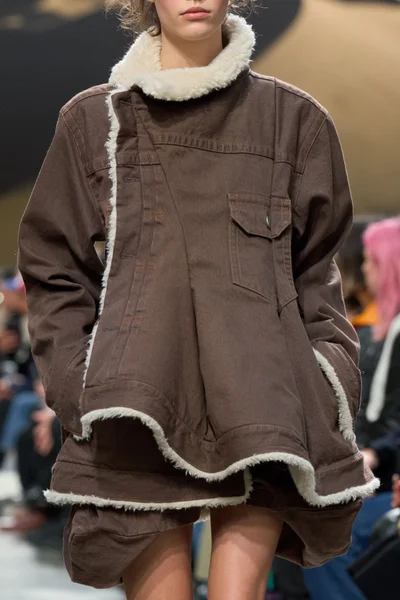 Look 67